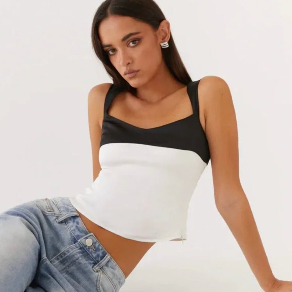 Contrast Satin Top | Peppermayo